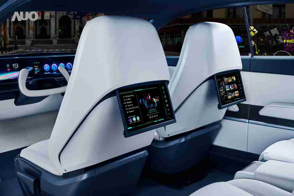 人生就是博将于CES 展示全新Smart Cockpit 2024，，可紧密串连使用者多元需求，，，，并革新座舱内部的应用和设计，，，，带来身历其境且引人入胜的视觉飨宴，，，，满足驾乘人员的全方位体验